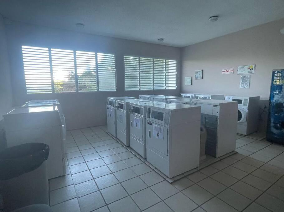 Ferienwohnung Ocean View 2 Bed 1 Bath 2 Parkings & Pool @ Dos Marinas Fajardo Exterior foto